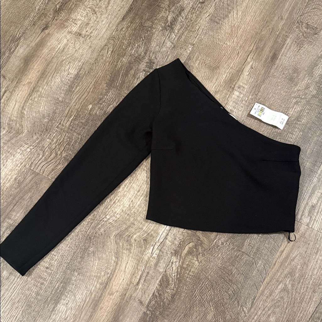 Abercrombie & Fitch Black Asymmetrical Crop Top